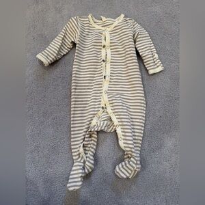 Quincy Mae baby Cream and Gray Striped Footie